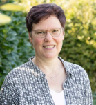 Auf dem Foto ist Frau Pfarrerin Melloh zu sehen